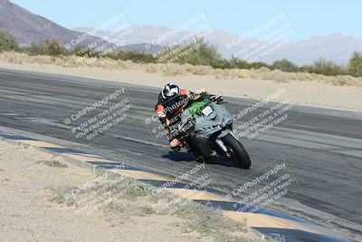 media/Dec-04-2025-Racers Edge (Thu) [[5ebc9f124d]]/3-B Group/7-Session 4 (Turn 10 Inside)/